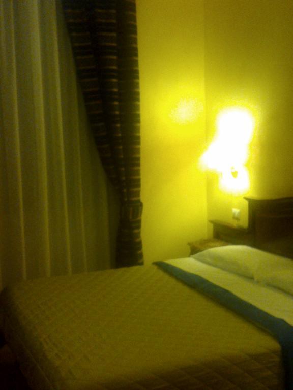 3 Lati Di Pitagora B&B ローマ エクステリア 写真